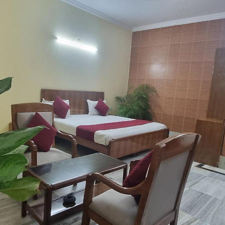 Hotel Har Ki Pauri By Around Stays Харидвар Экстерьер фото