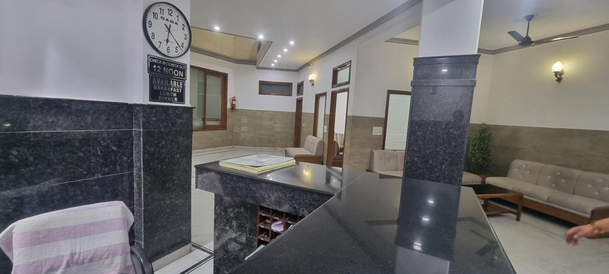 Hotel Har Ki Pauri By Around Stays Харидвар Экстерьер фото