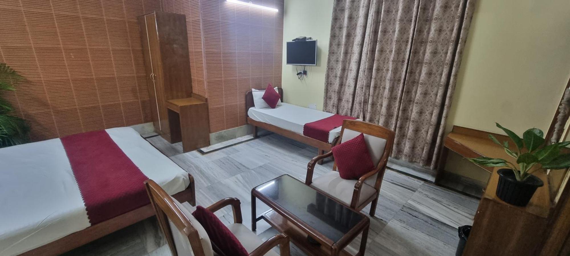 Hotel Har Ki Pauri By Around Stays Харидвар Экстерьер фото
