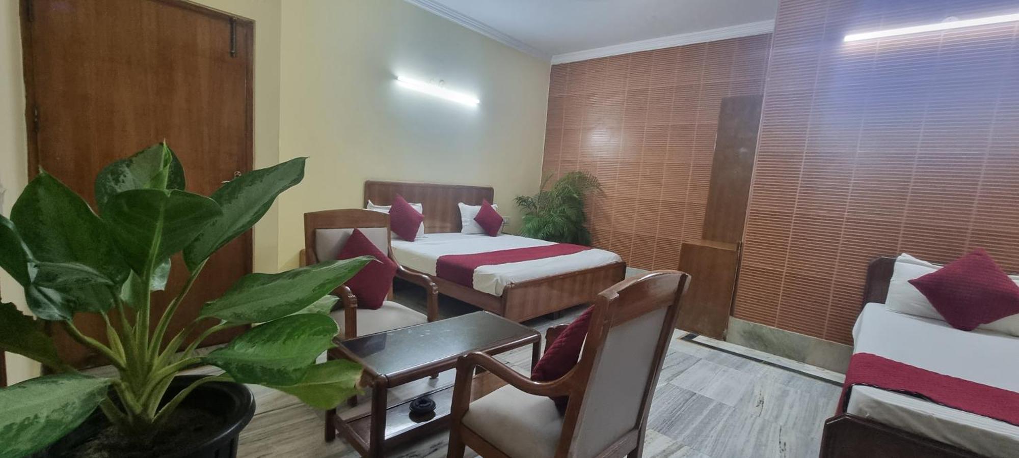 Hotel Har Ki Pauri By Around Stays Харидвар Экстерьер фото