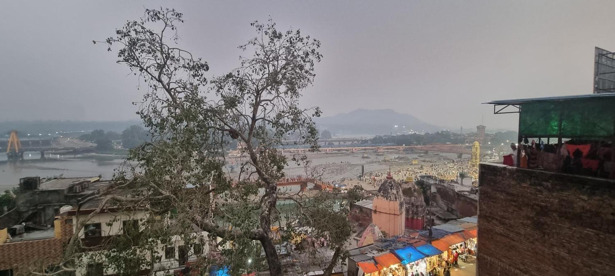 Hotel Har Ki Pauri By Around Stays Харидвар Экстерьер фото