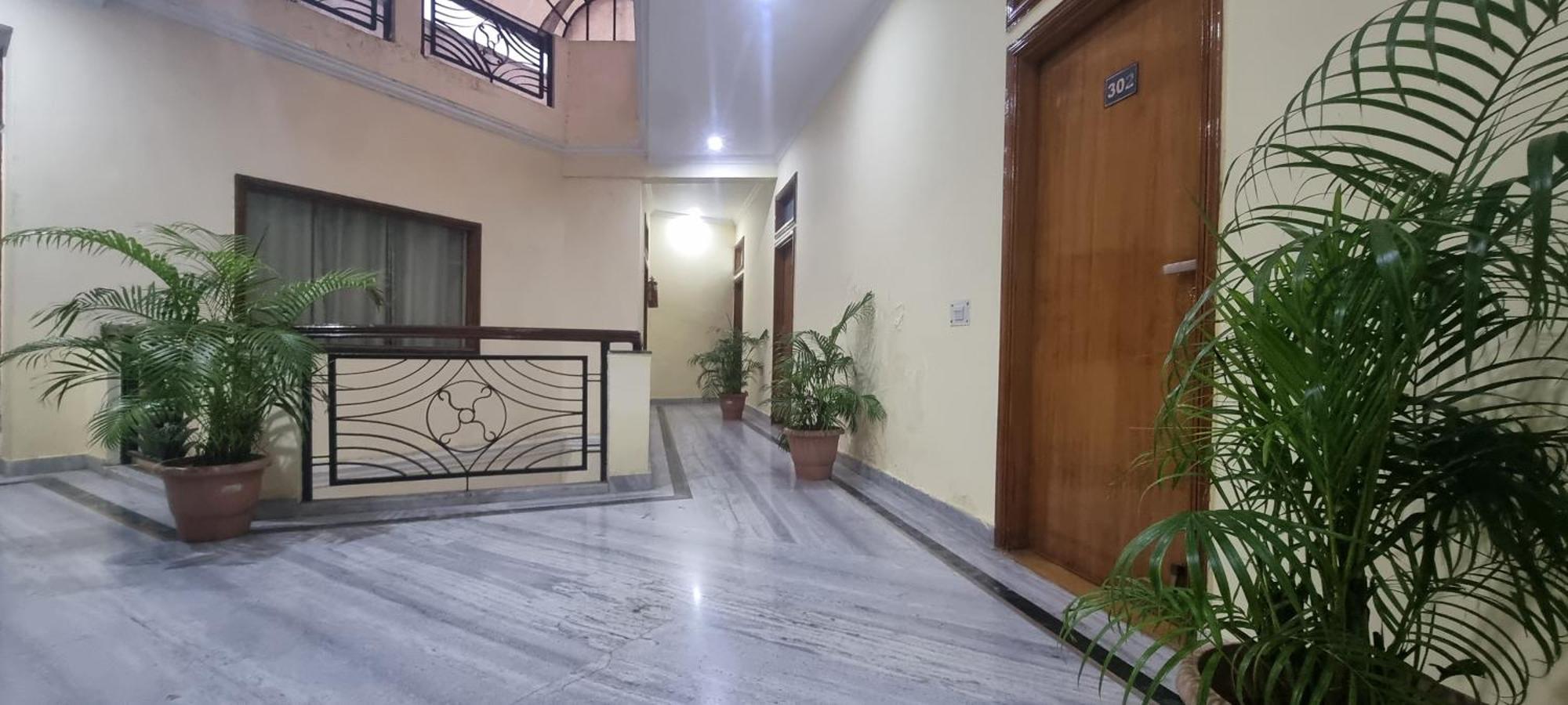 Hotel Har Ki Pauri By Around Stays Харидвар Экстерьер фото