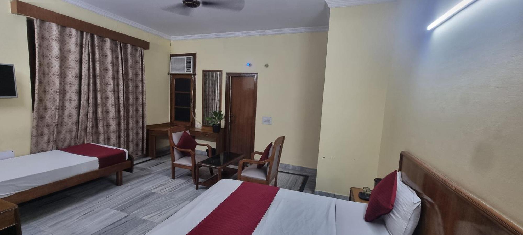 Hotel Har Ki Pauri By Around Stays Харидвар Экстерьер фото