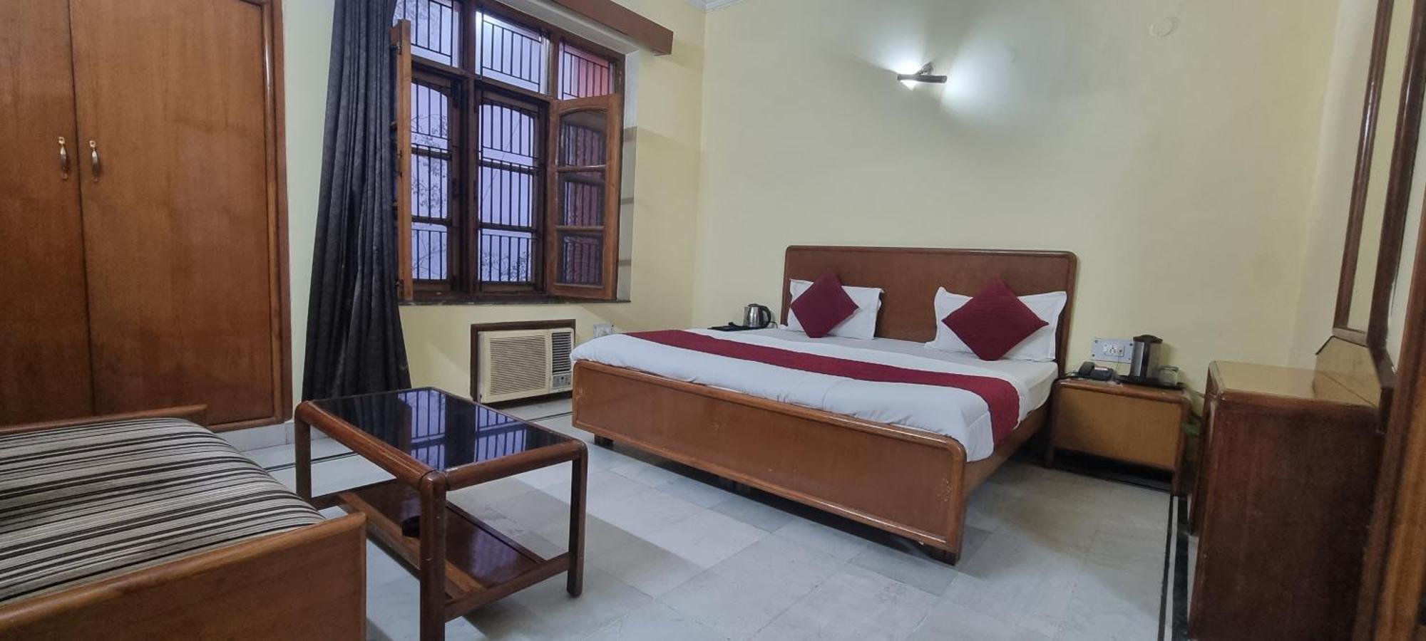 Hotel Har Ki Pauri By Around Stays Харидвар Экстерьер фото